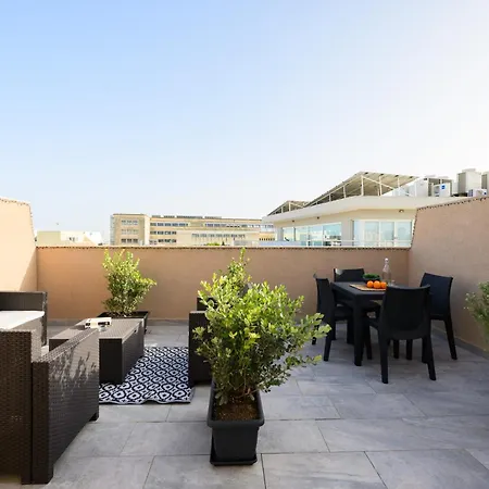 F6 1, Private One Small Double Bed Shared Bathroom In Shared Flat Séjour chez l'habitant *