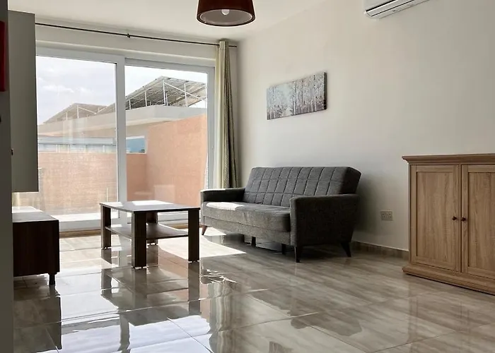 F6 1, Private One Small Double Bed Shared Bathroom In Shared Flat Habitación en casa particular *