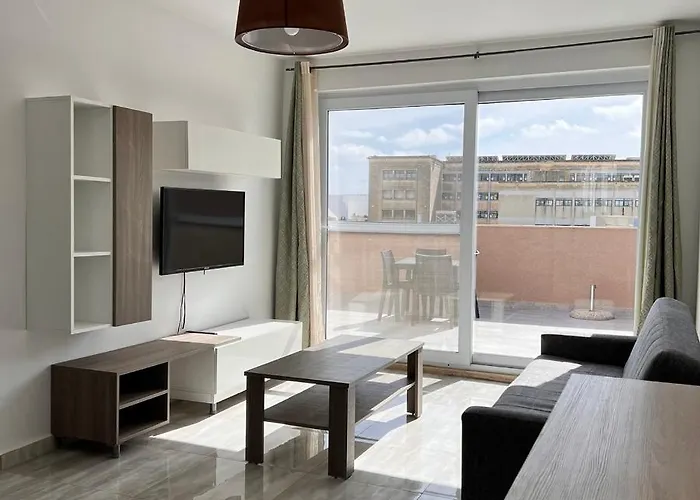 F6 1, Private One Small Double Bed Shared Bathroom In Shared Flat Habitación en casa particular *